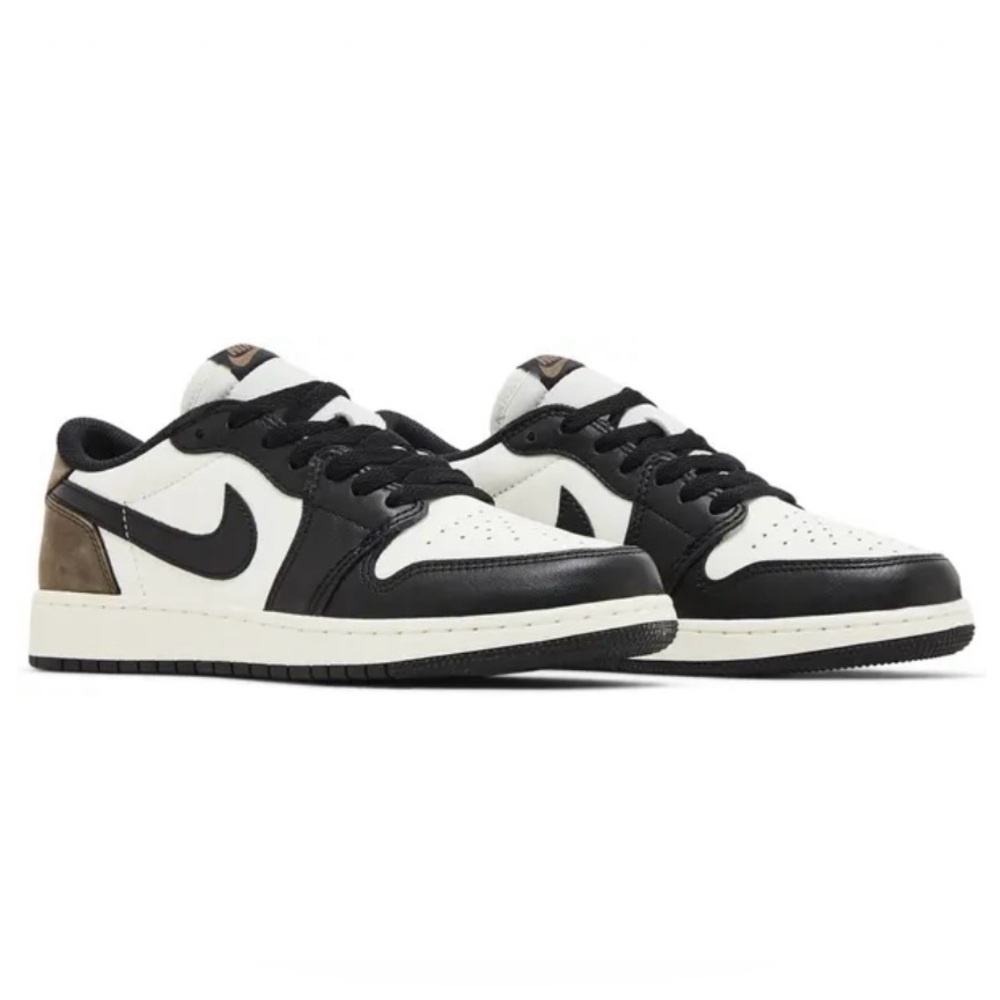 🔥New in Box🔥Jordan 1 Retro Low OG dark mocha